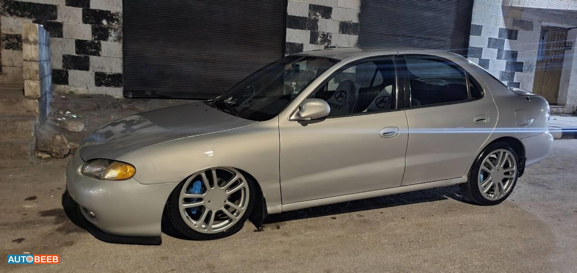 هيونداي افانتي 1995