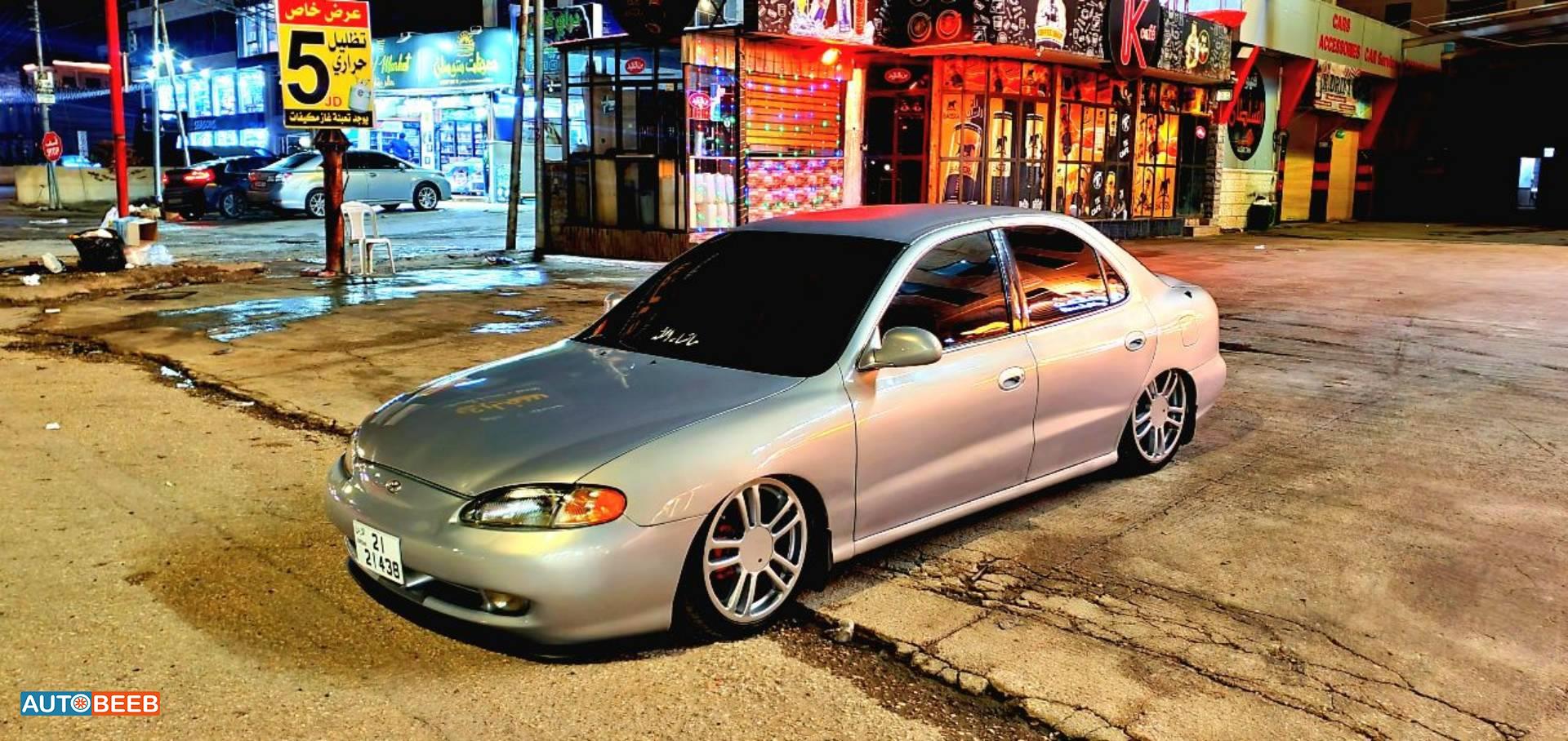 هيونداي افانتي 1995