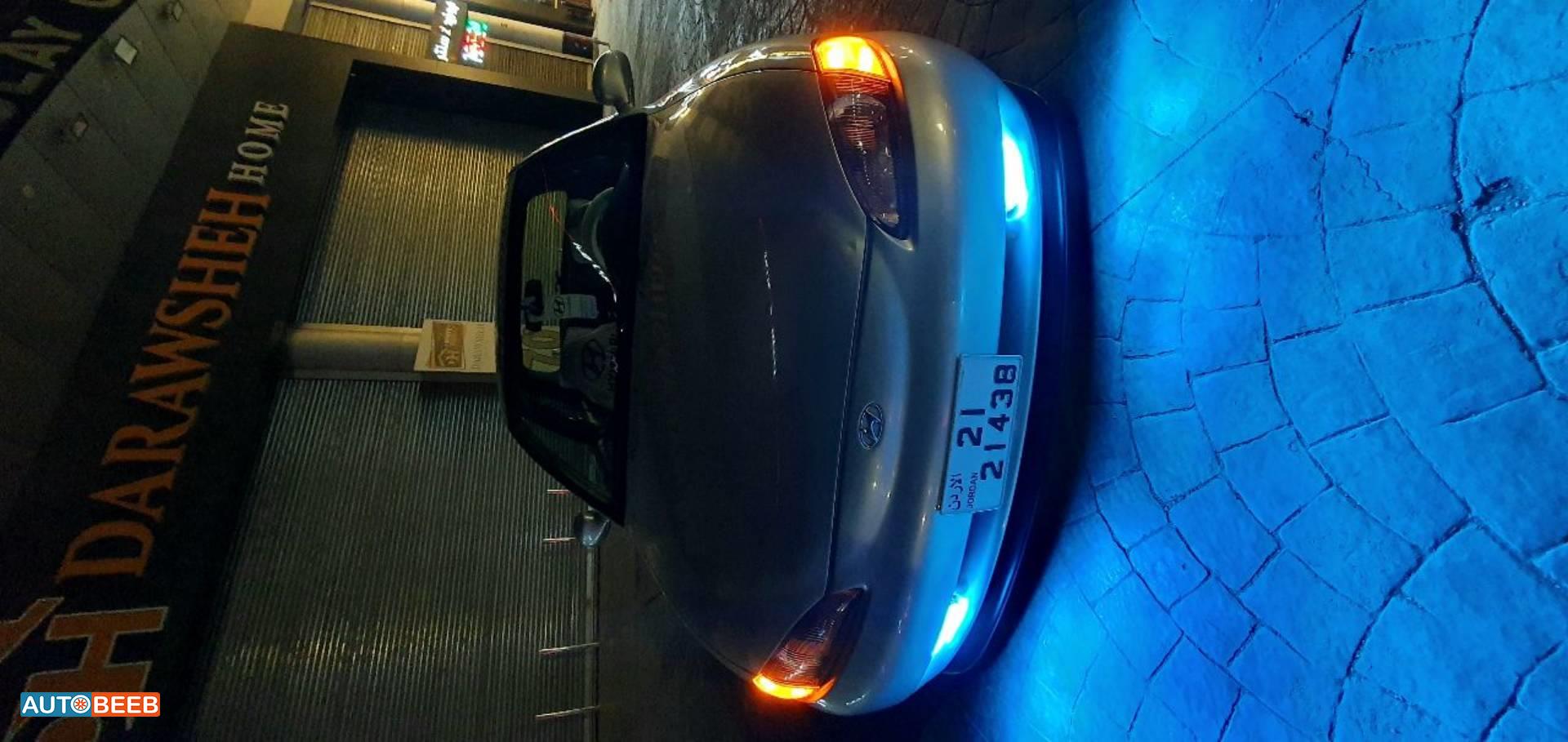 هيونداي افانتي 1995