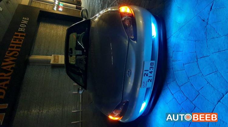 هيونداي افانتي 1995