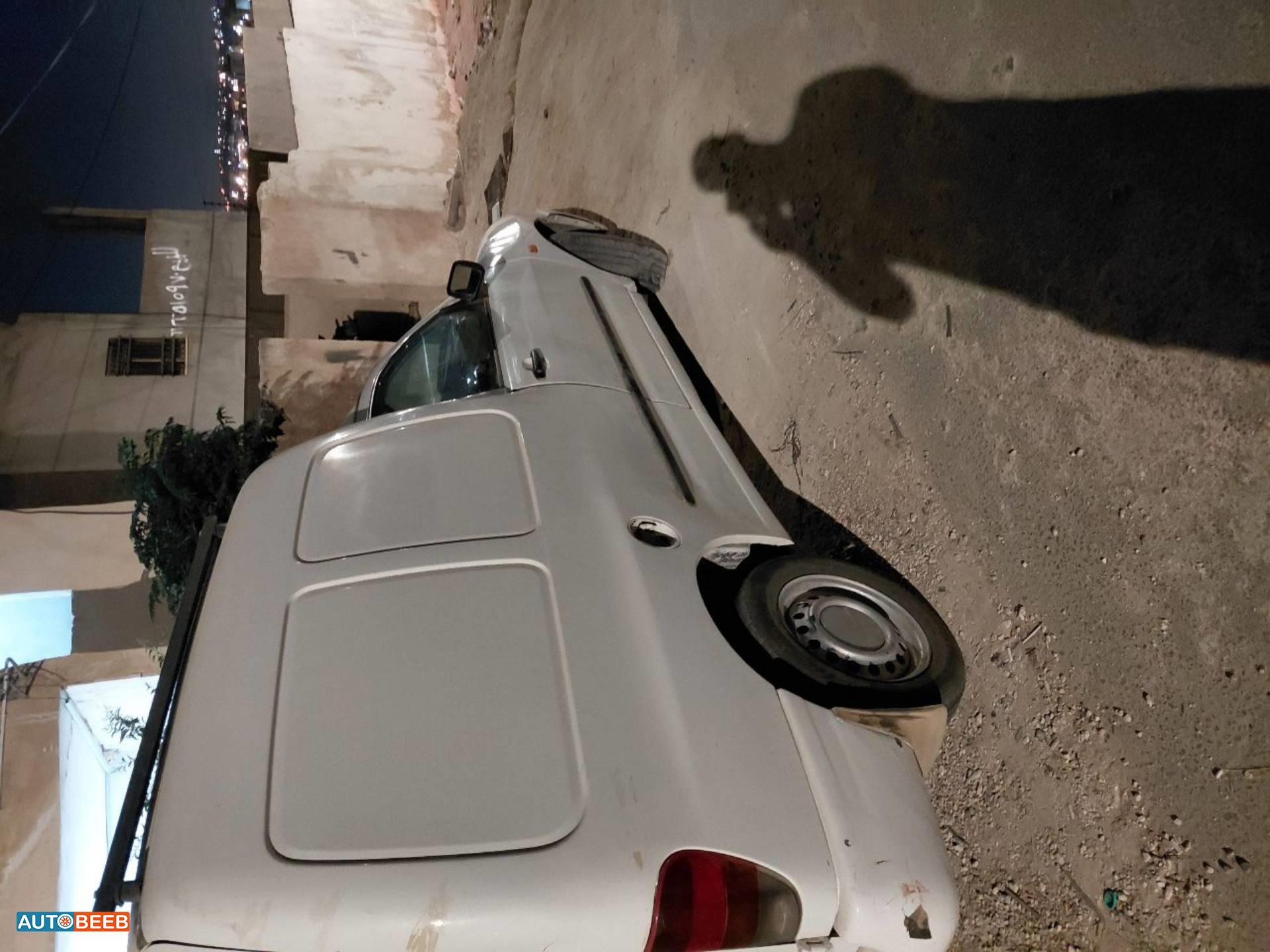 فولكس فاجن كادي 2001