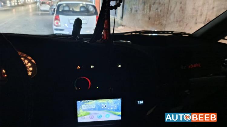 ميني فان هيونداي 2004