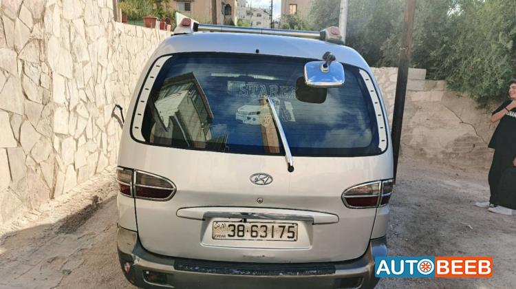 ميني فان هيونداي 2004