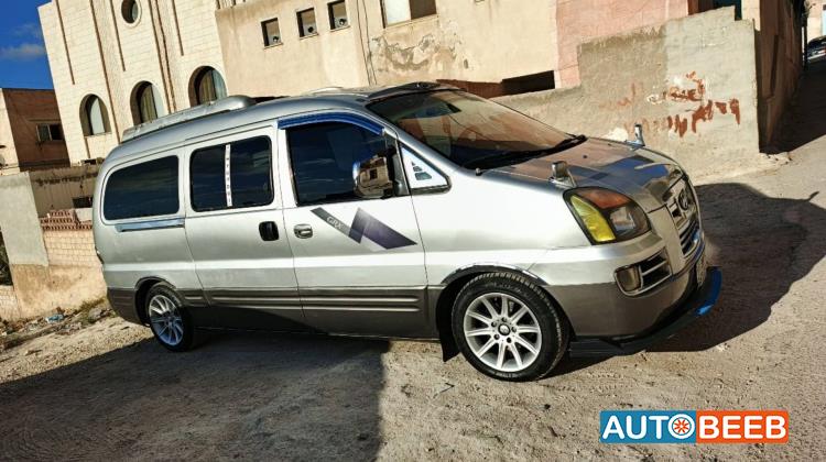 ميني فان هيونداي 2004