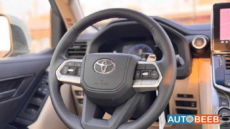 Toyota Land Cruiser 2025