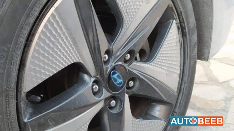 هيونداي ايونيك 2021