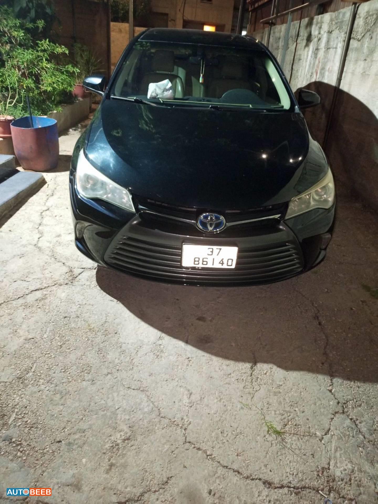 تويوتا كامري 2015