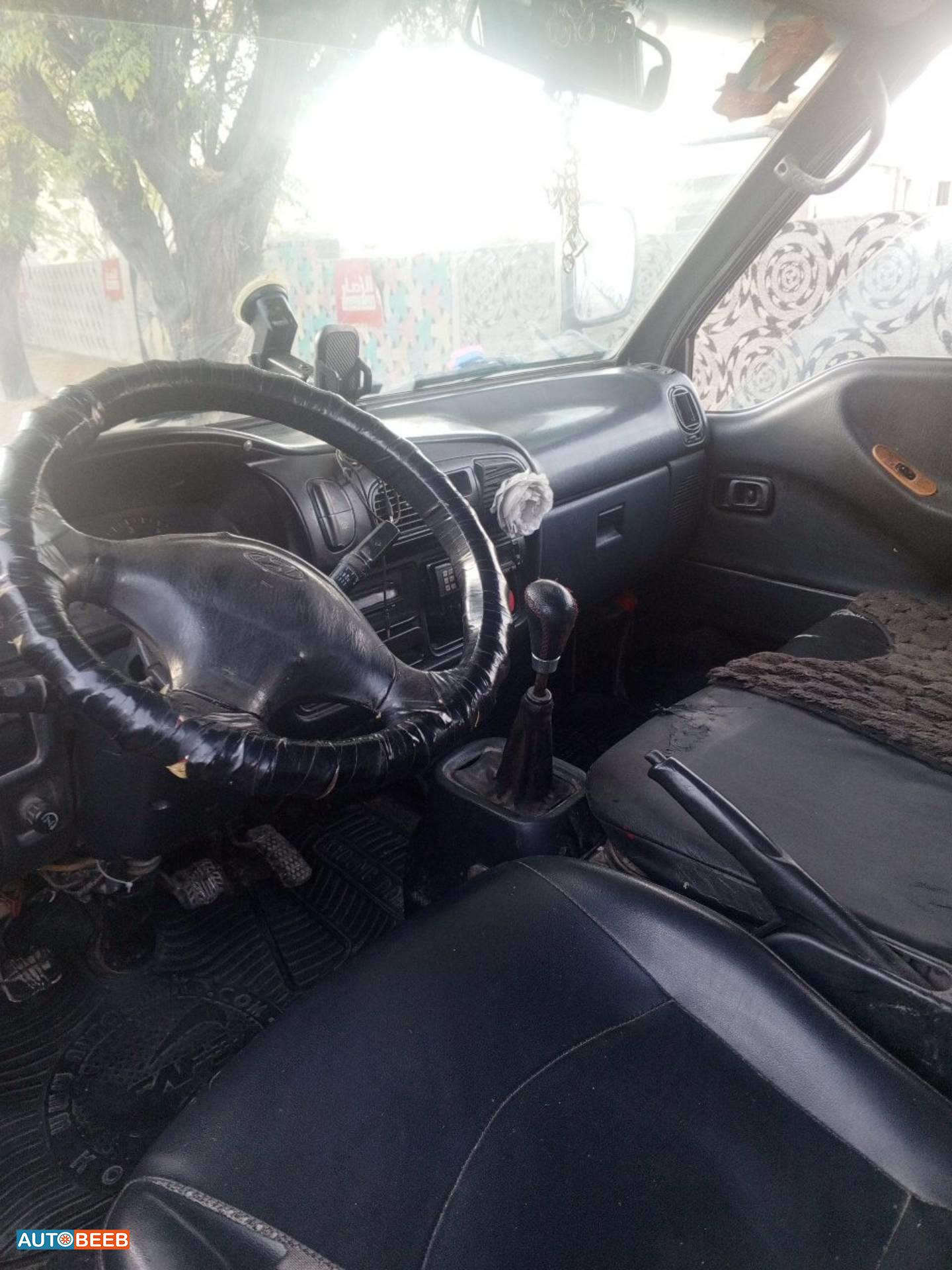 Minibus Hyundai 1998