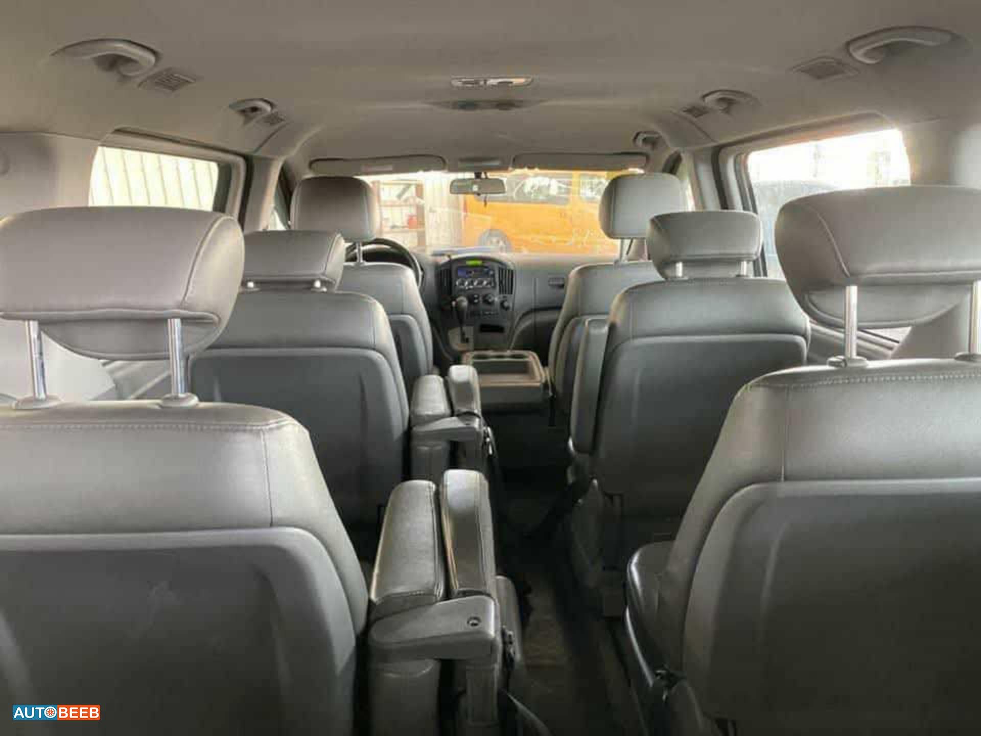 ميني باص هيونداي 2014