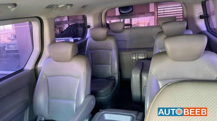 ميني باص هيونداي 2014