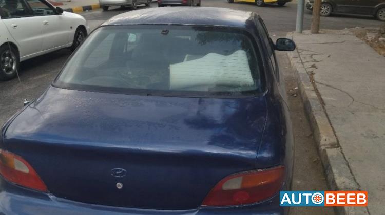 هيونداي افانتي 1996