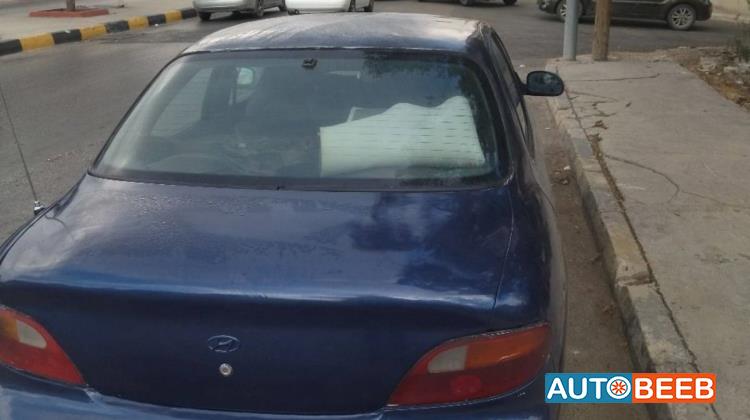 هيونداي افانتي 1996