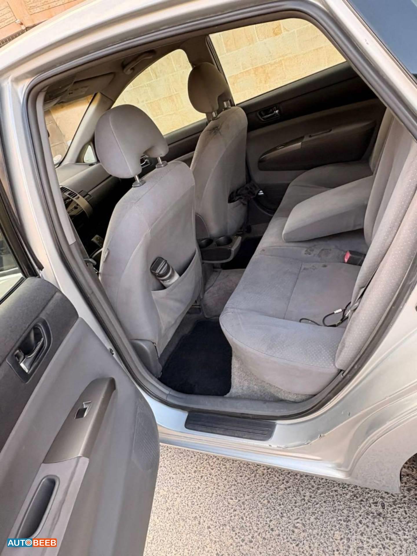 تويوتا بريوس 2008