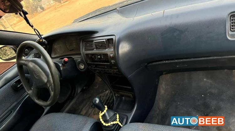 تويوتا كورولا 1993