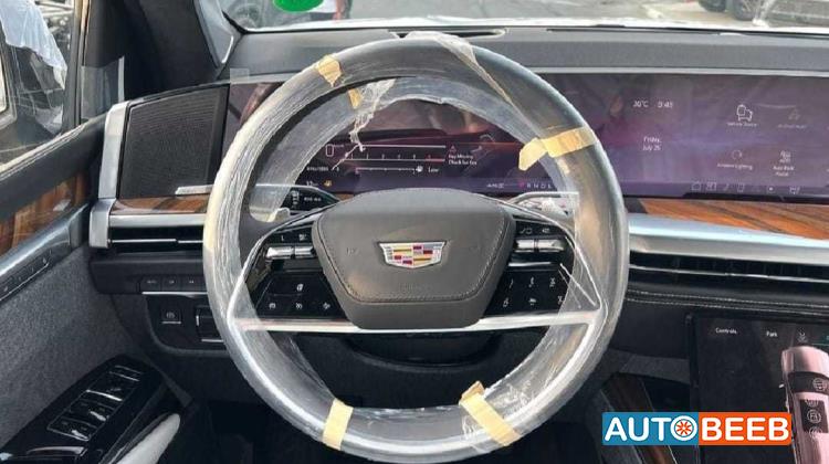 كاديلاك اسكاليد 2025