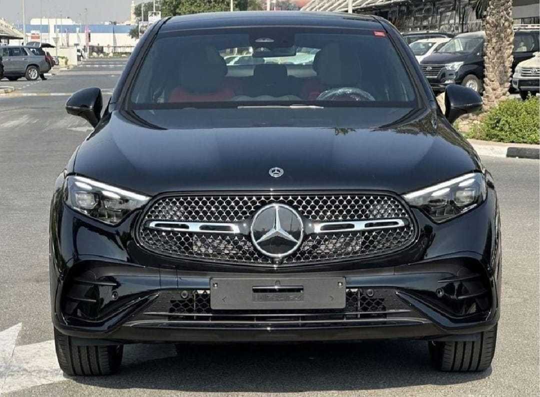 مرسيدس بنز GLC200 2025