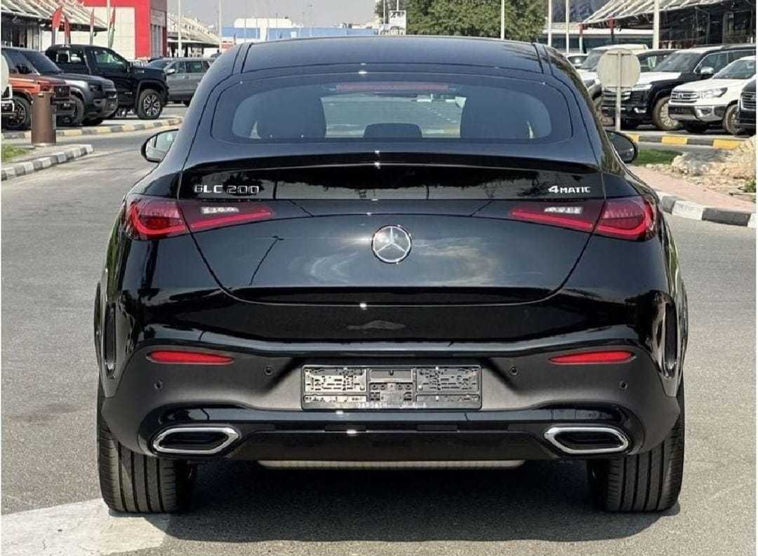 مرسيدس بنز GLC200 2025