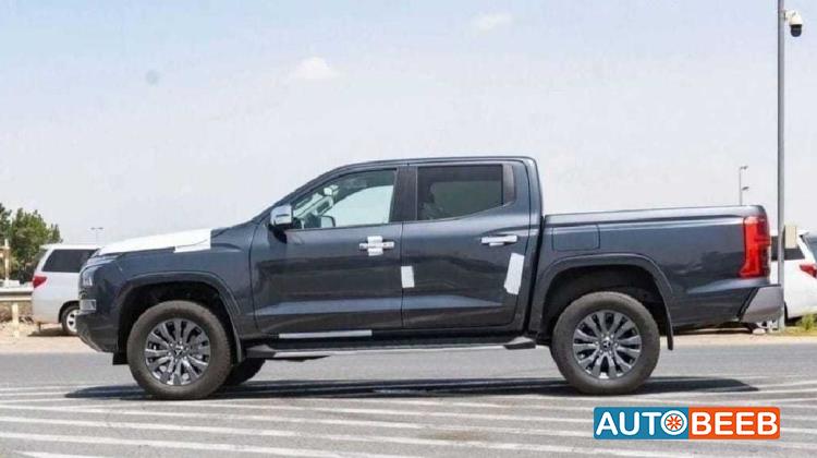 ميتسوبيشي L200 2025