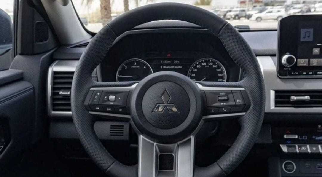 ميتسوبيشي L200 2025