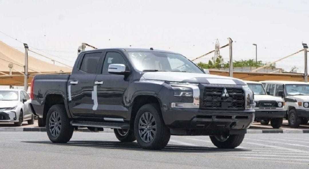 ميتسوبيشي L200 2025