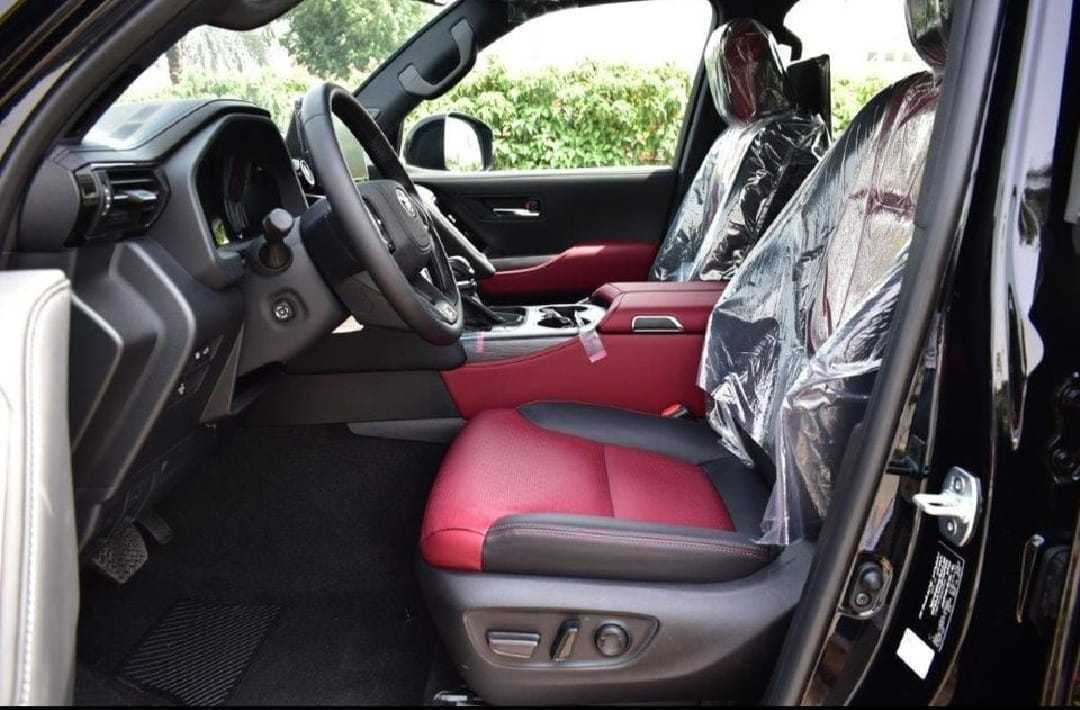 تويوتا لاندكروزر 2025