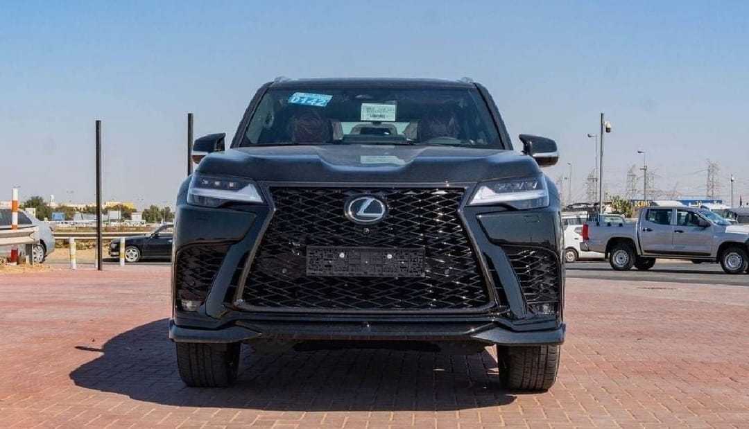 لكزس LX600 2025