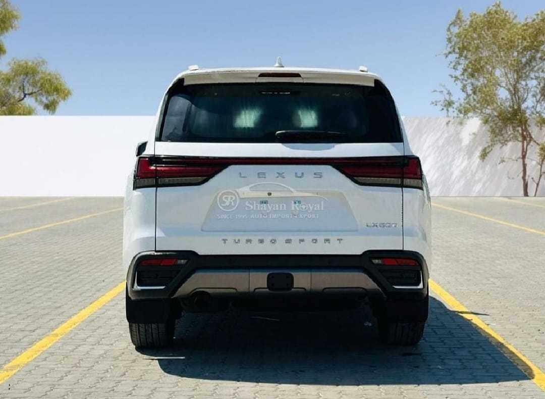 لكزس LX600 2025