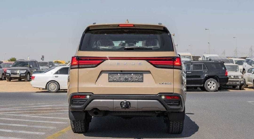 لكزس LX600 2025