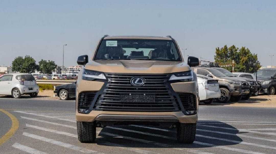 لكزس LX600 2025