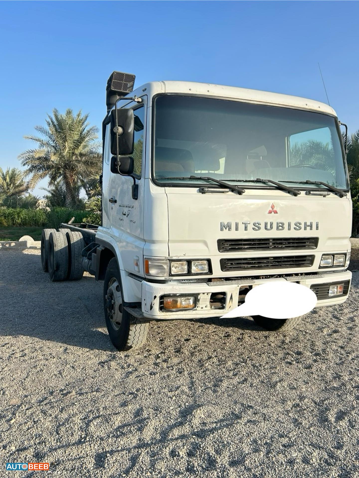 راس تريلا ميتسوبيشي 2014