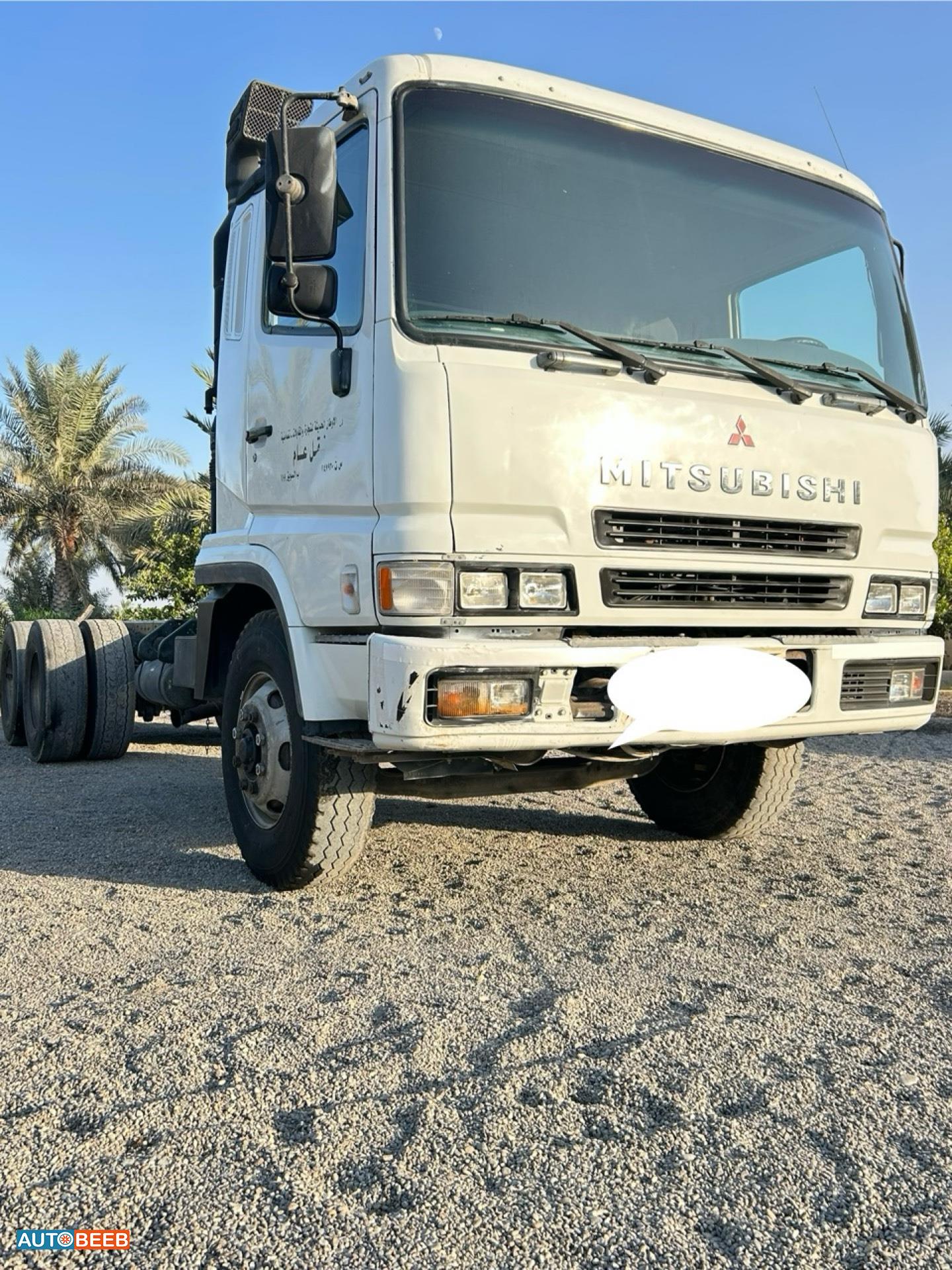 راس تريلا ميتسوبيشي 2014