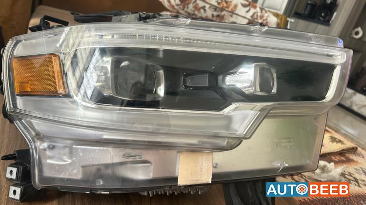 Lights Front light Dodge RAM