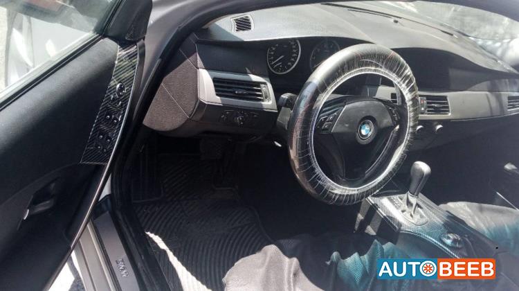 بي ام دبليو 520 2004