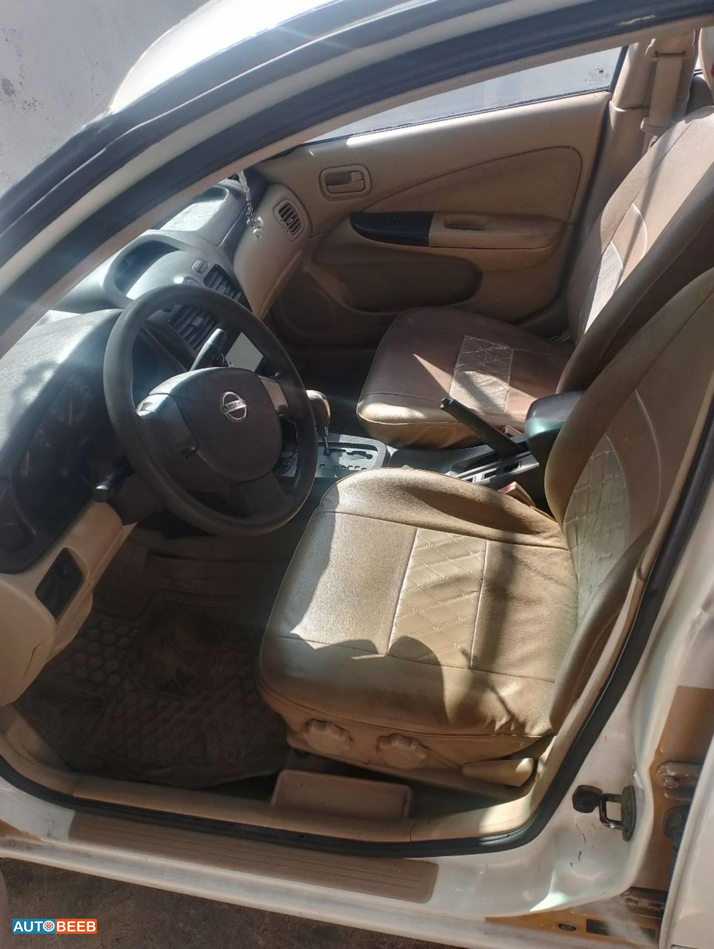 نيسان صني 2010