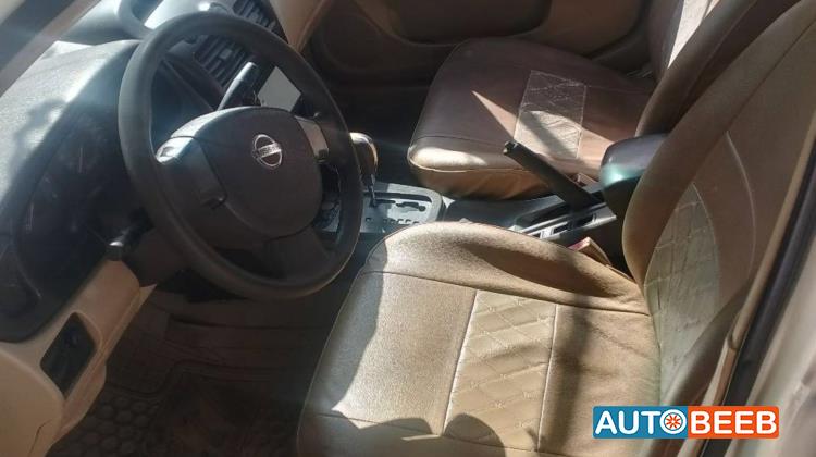 نيسان صني 2010