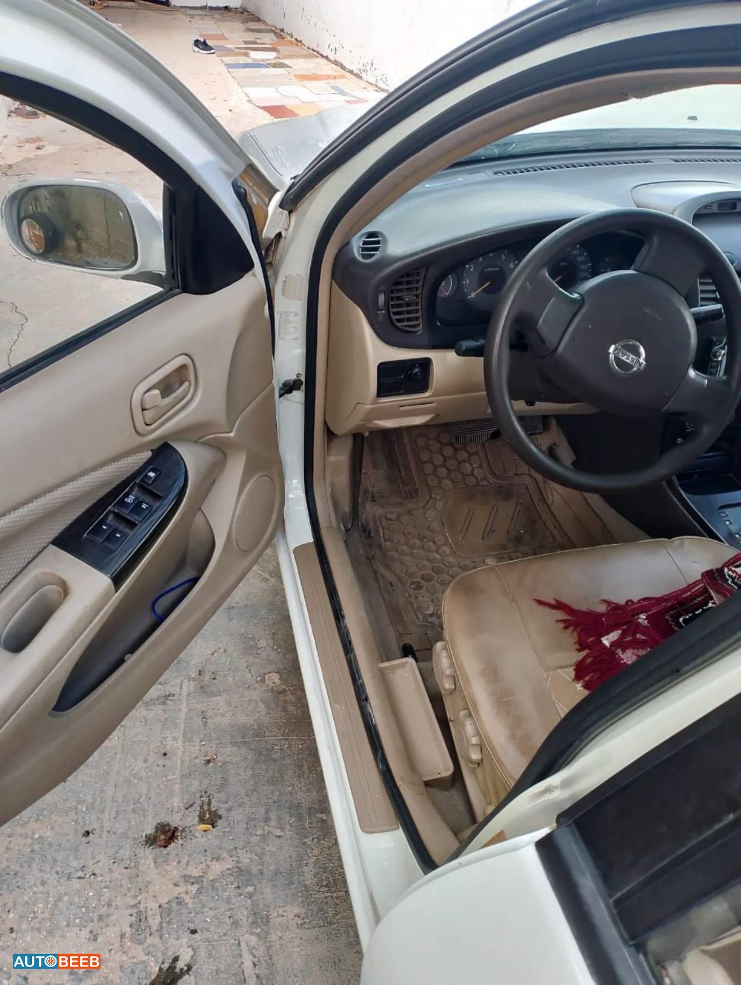 نيسان صني 2010