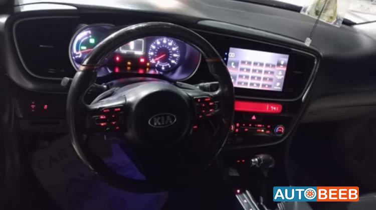 KIA K5 2015
