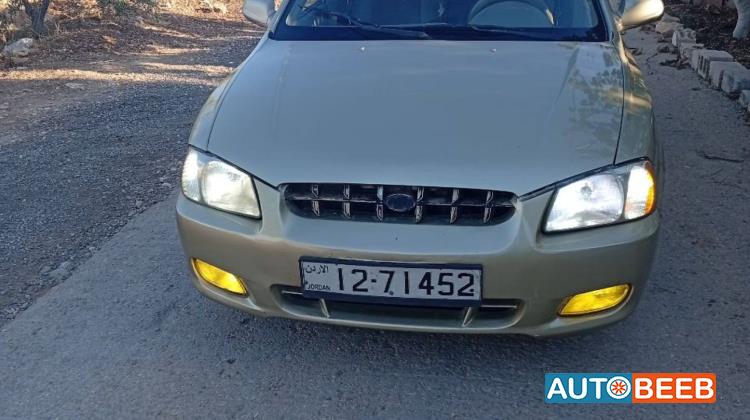 Hyundai Verna 2000