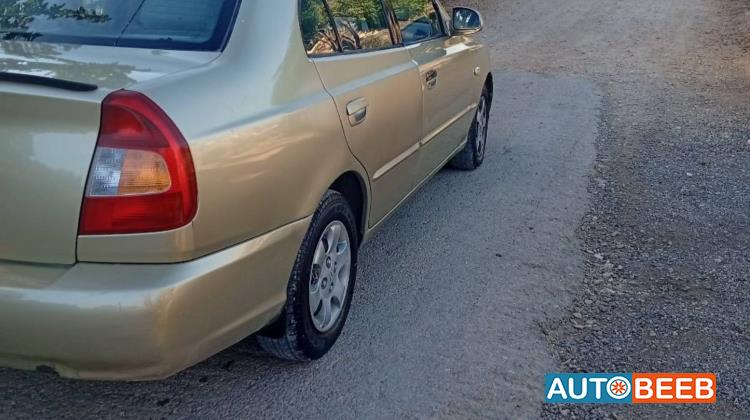 Hyundai Verna 2000