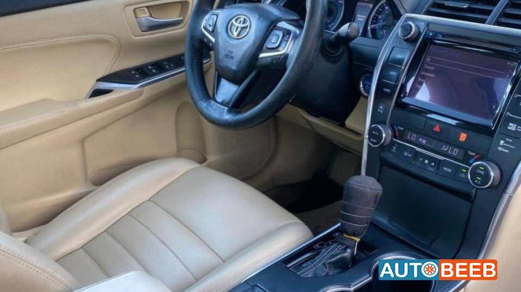 Toyota Camry 2015