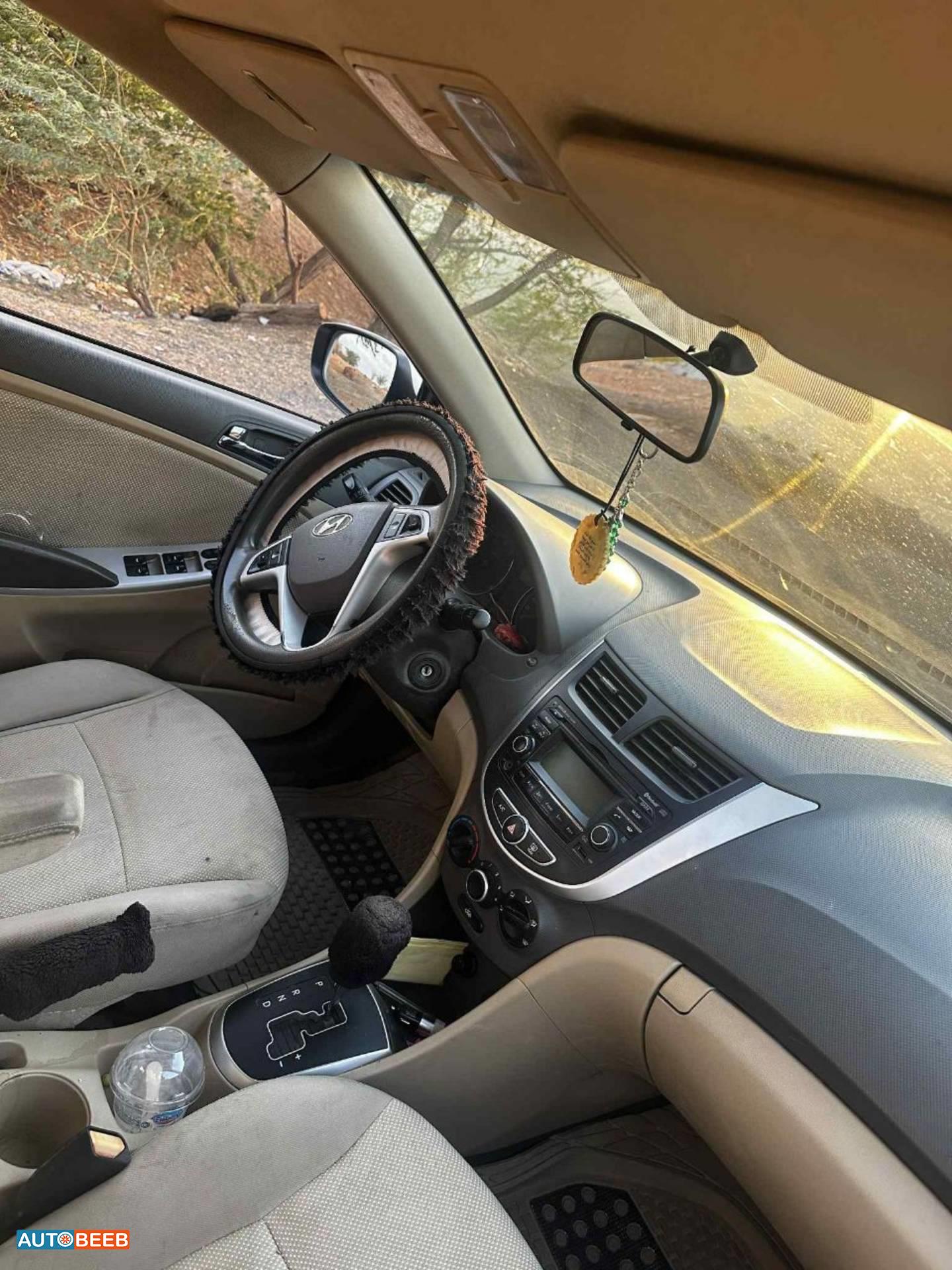 هيونداي اكسنت 2015