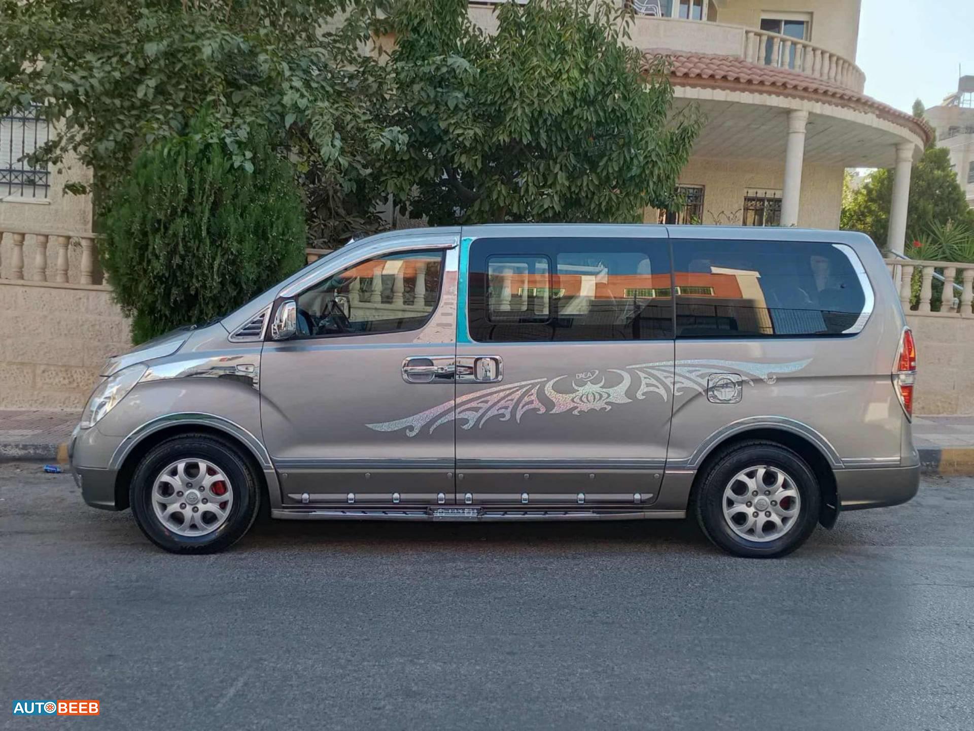 ميني باص هيونداي 2014