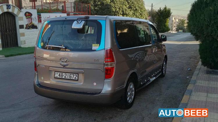 ميني باص هيونداي 2014