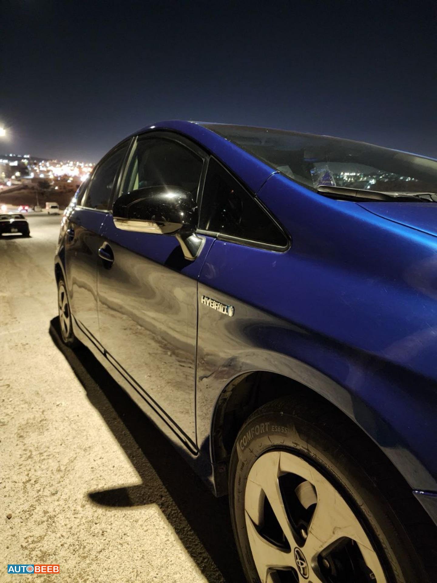 تويوتا بريوس 2010