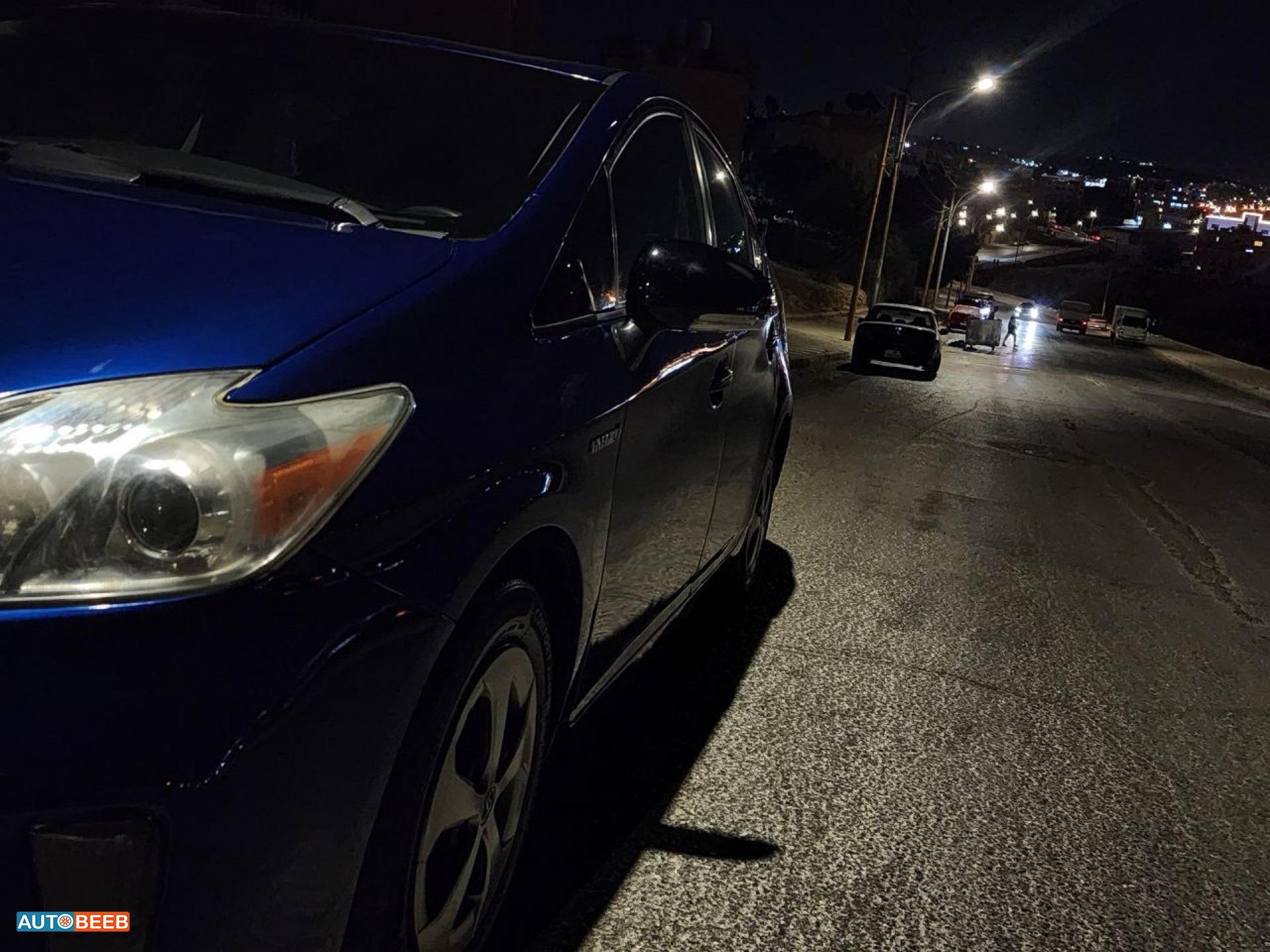 تويوتا بريوس 2010