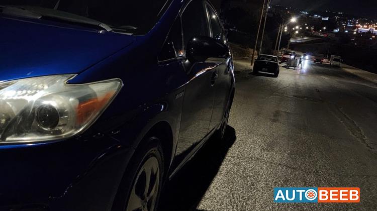 تويوتا بريوس 2010