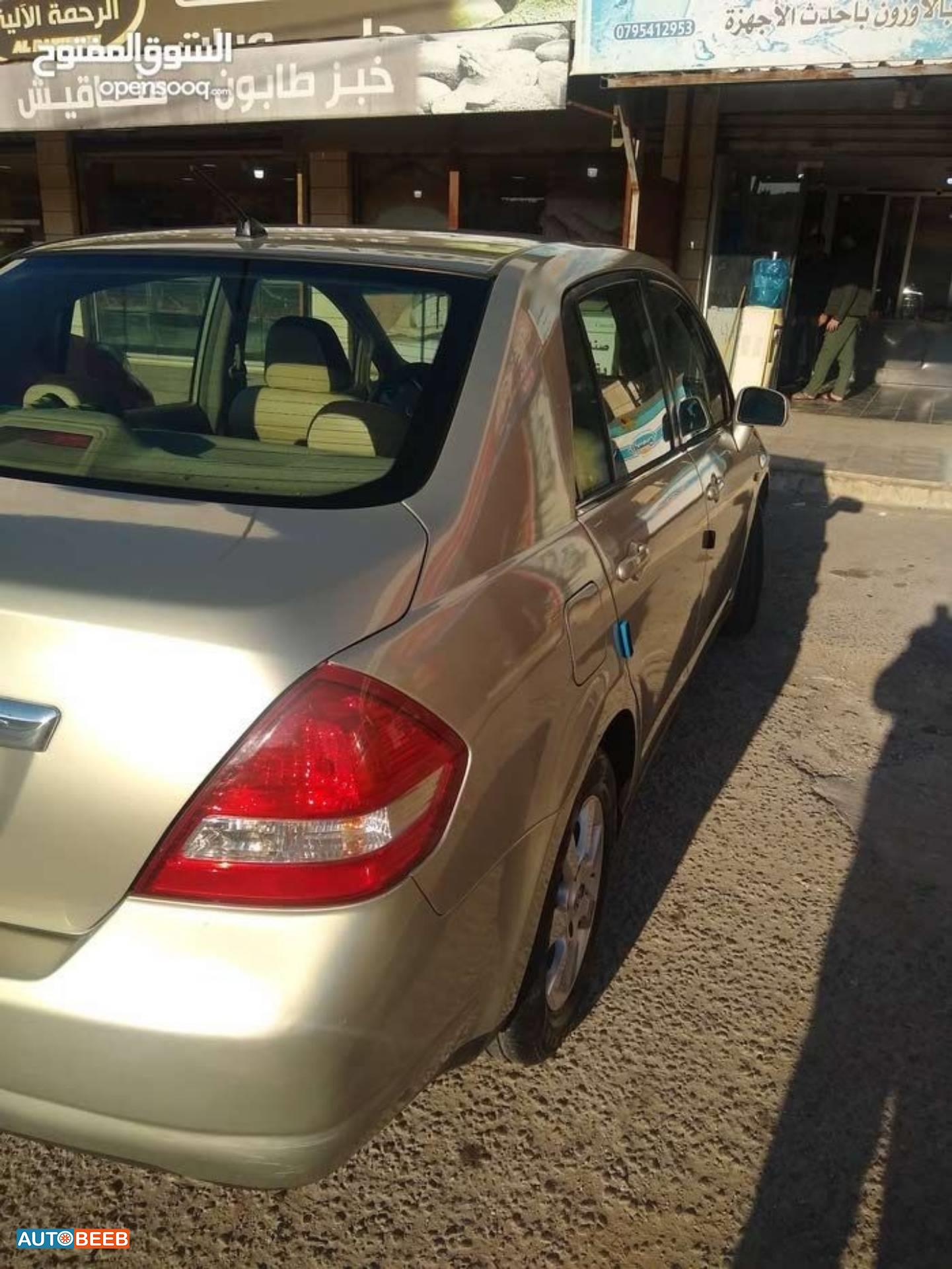 Nissan Tiida 2007