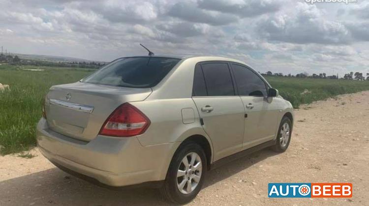 Nissan Tiida 2007