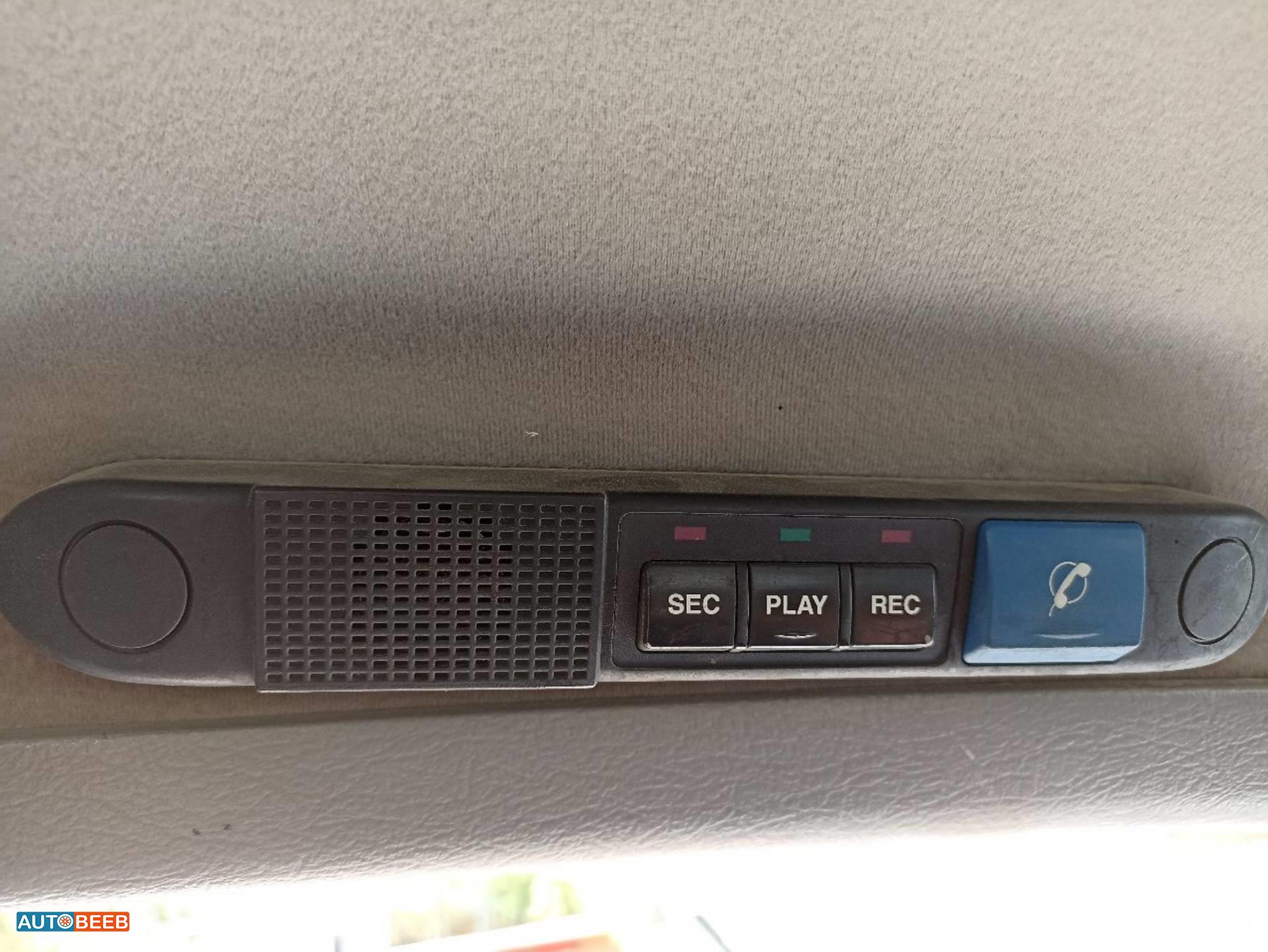 كيا سبكترا 2002