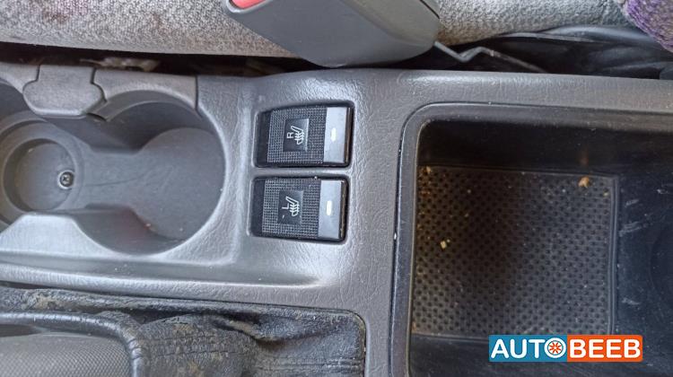 كيا سبكترا 2002